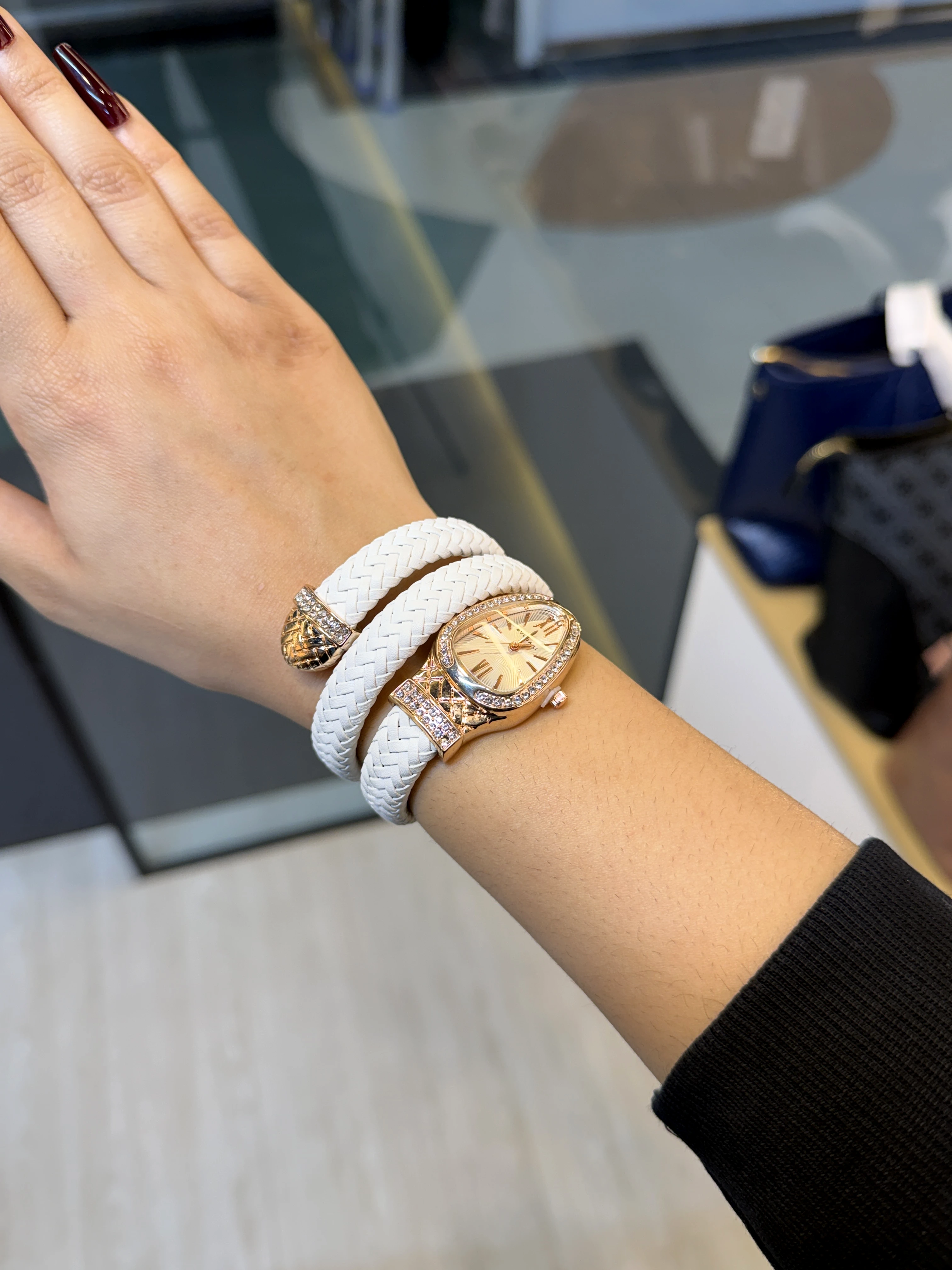 High-End Stainless Steel Watch BVL-005 (White/Rose Gold)