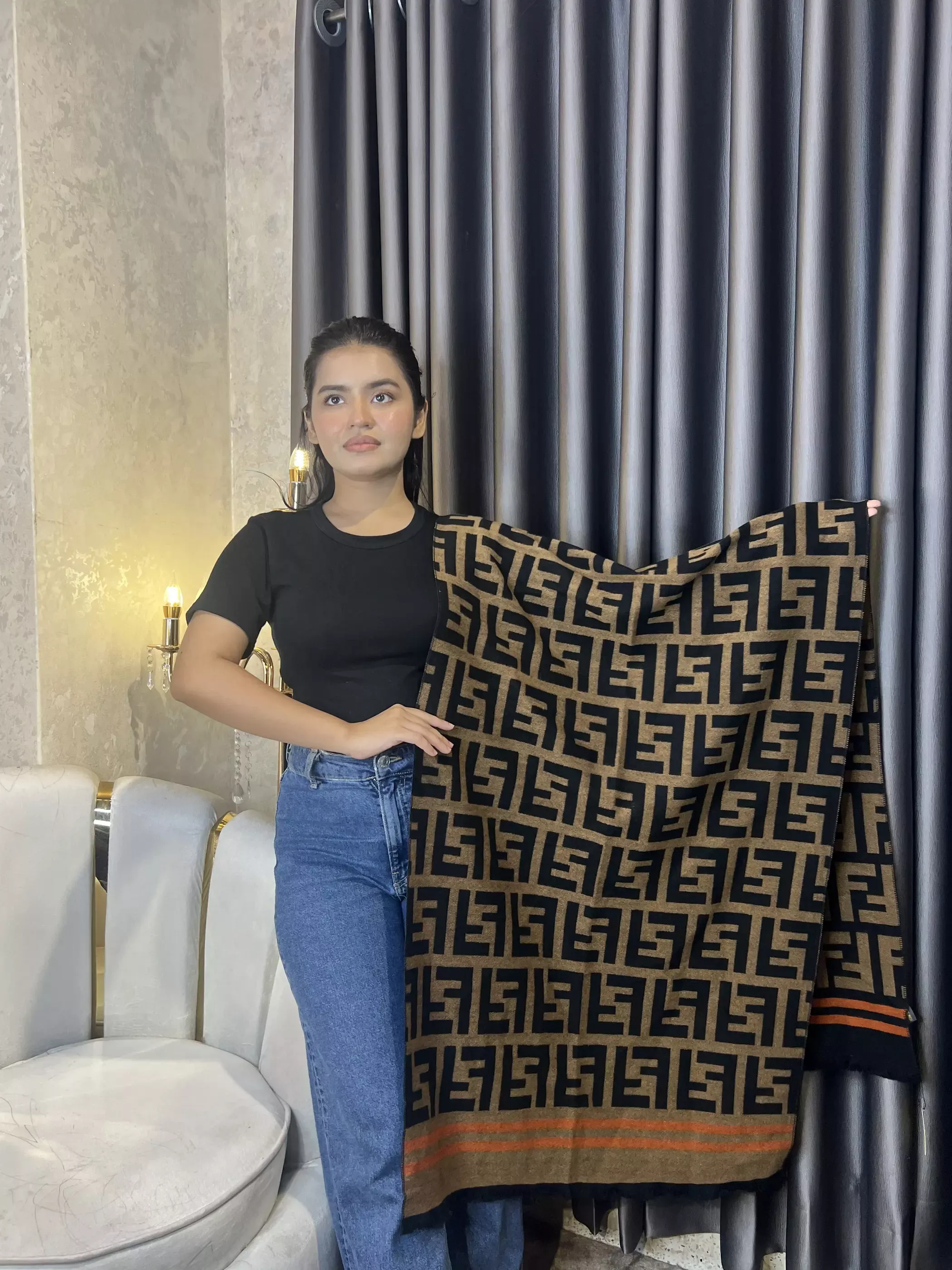 Winter Premium Shawl - FND-005 (Black&Orange)