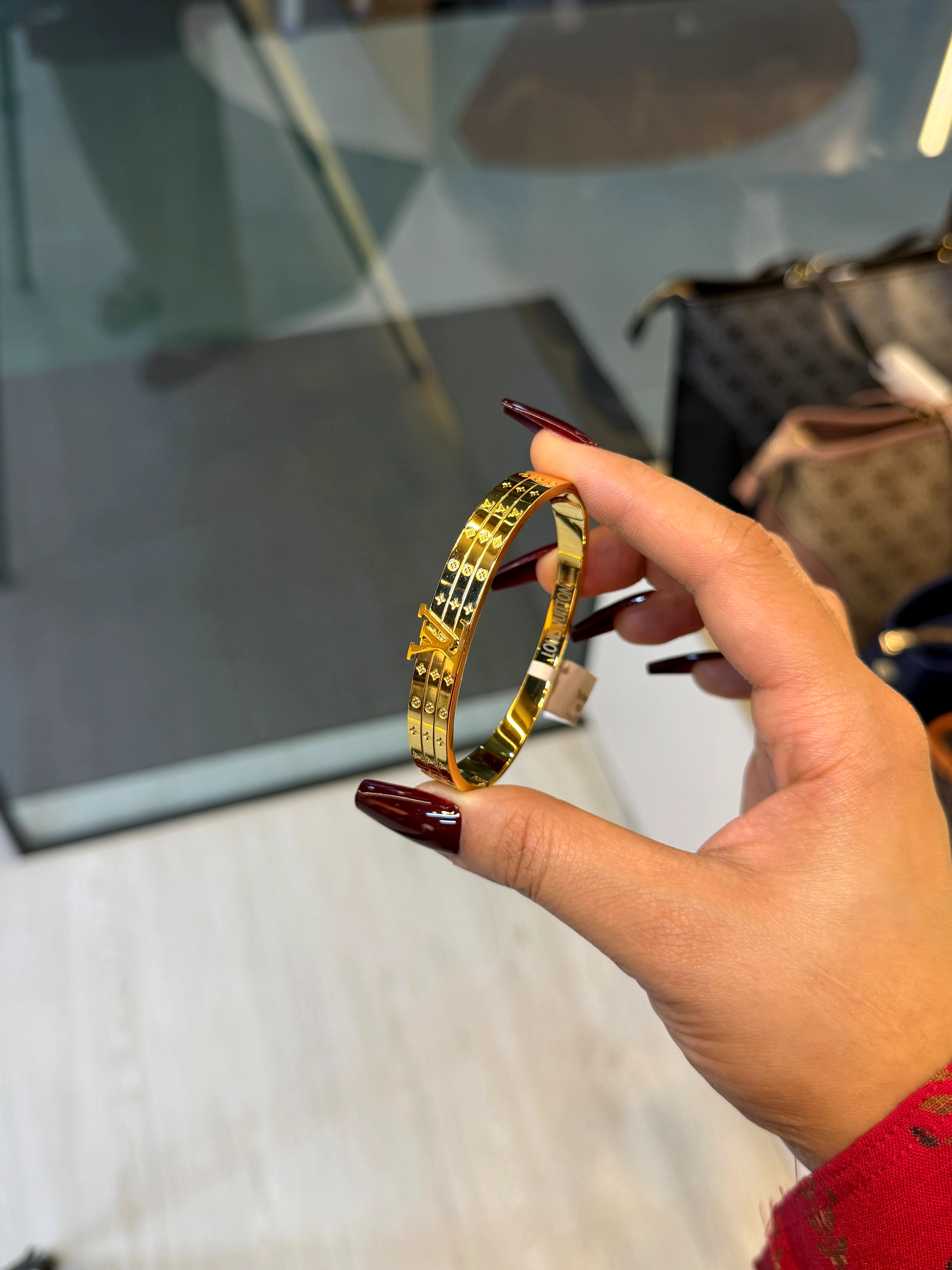 Stainless Steel Bangles – 0934 (Golden)