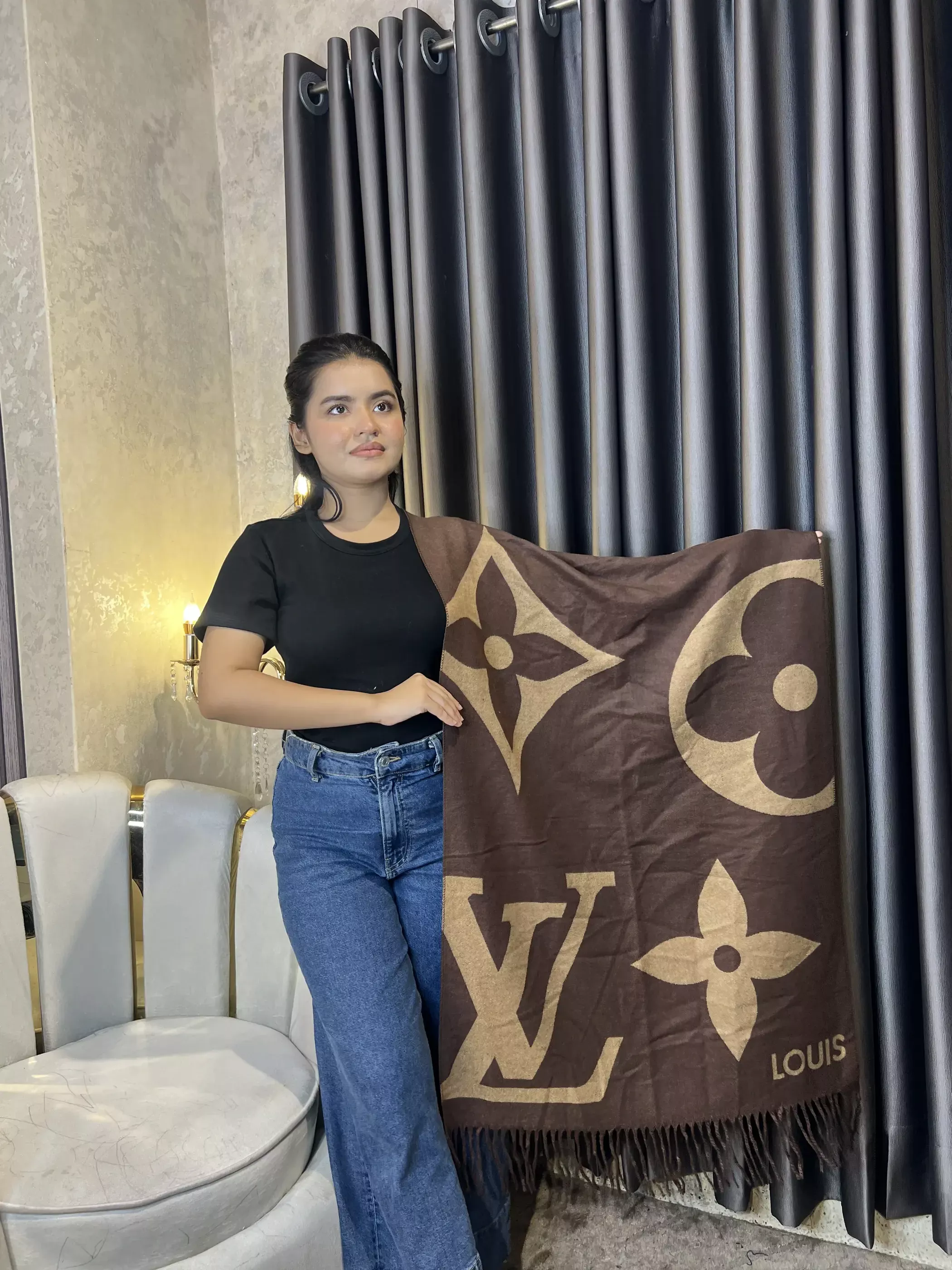 Winter Premium Shawl -LV-009 (Coffee)