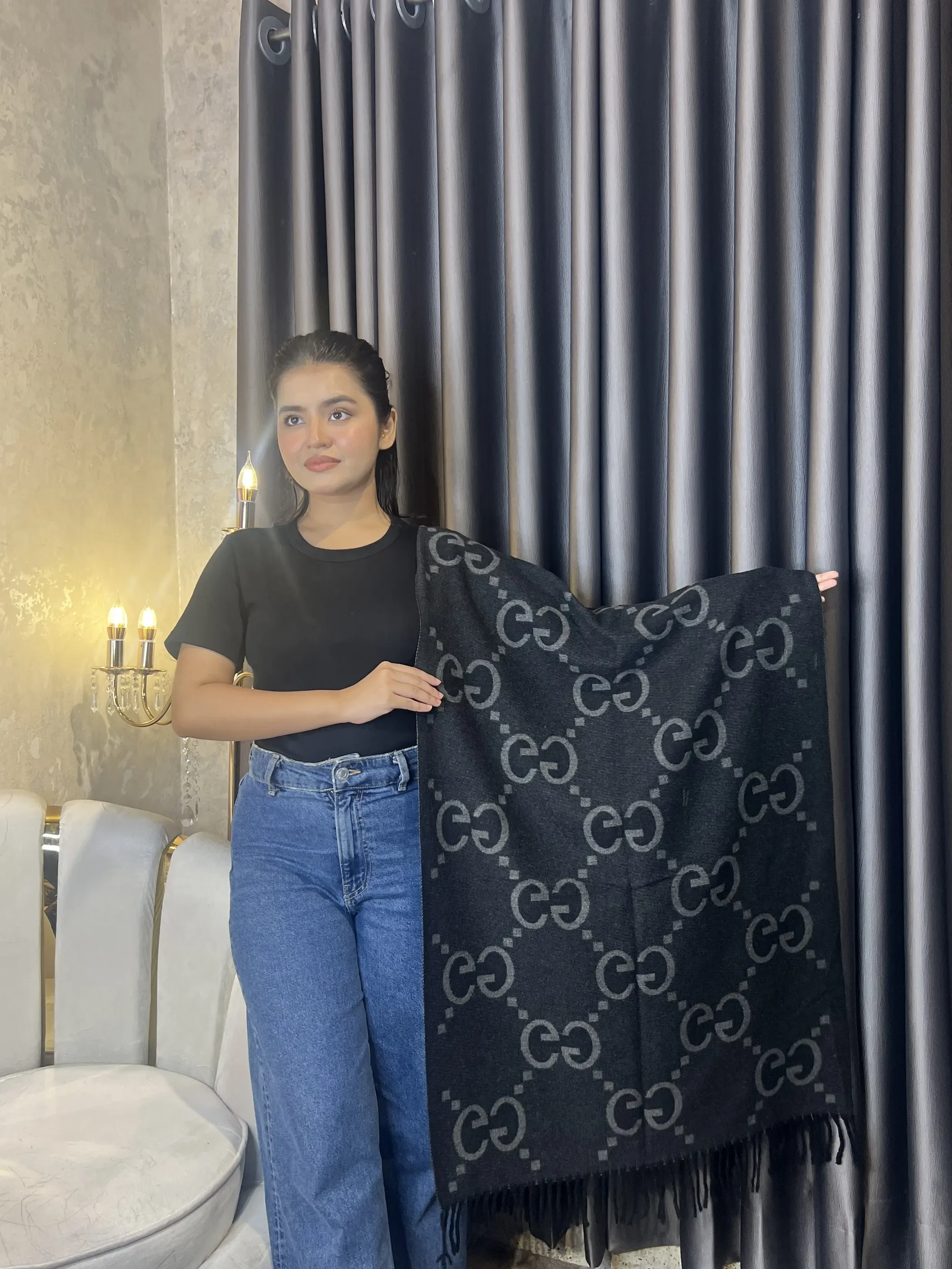 Winter Premium Shawl -GG-005 (Black)