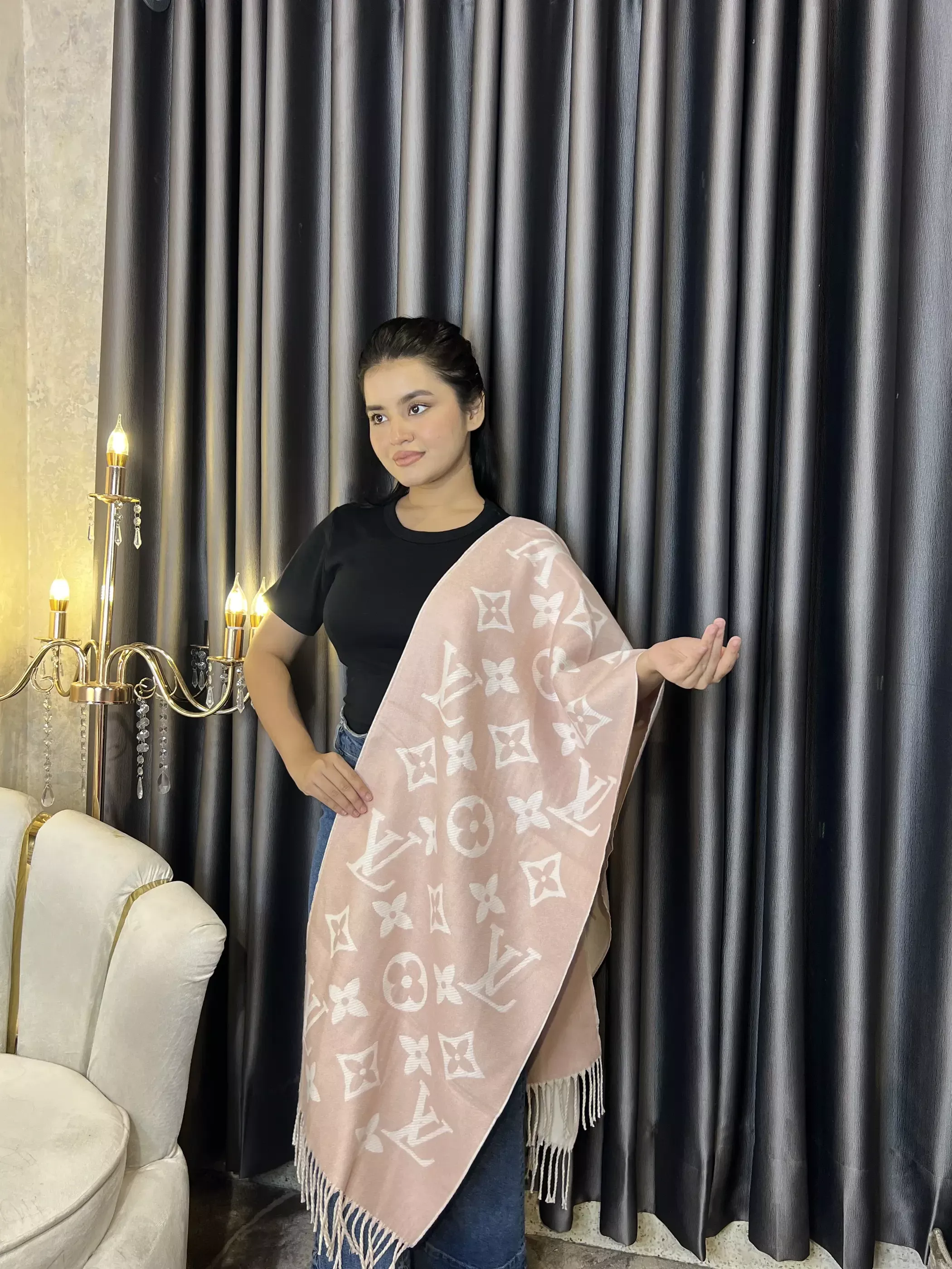 Winter Premium Shawl - LV-005 (Pink&White)