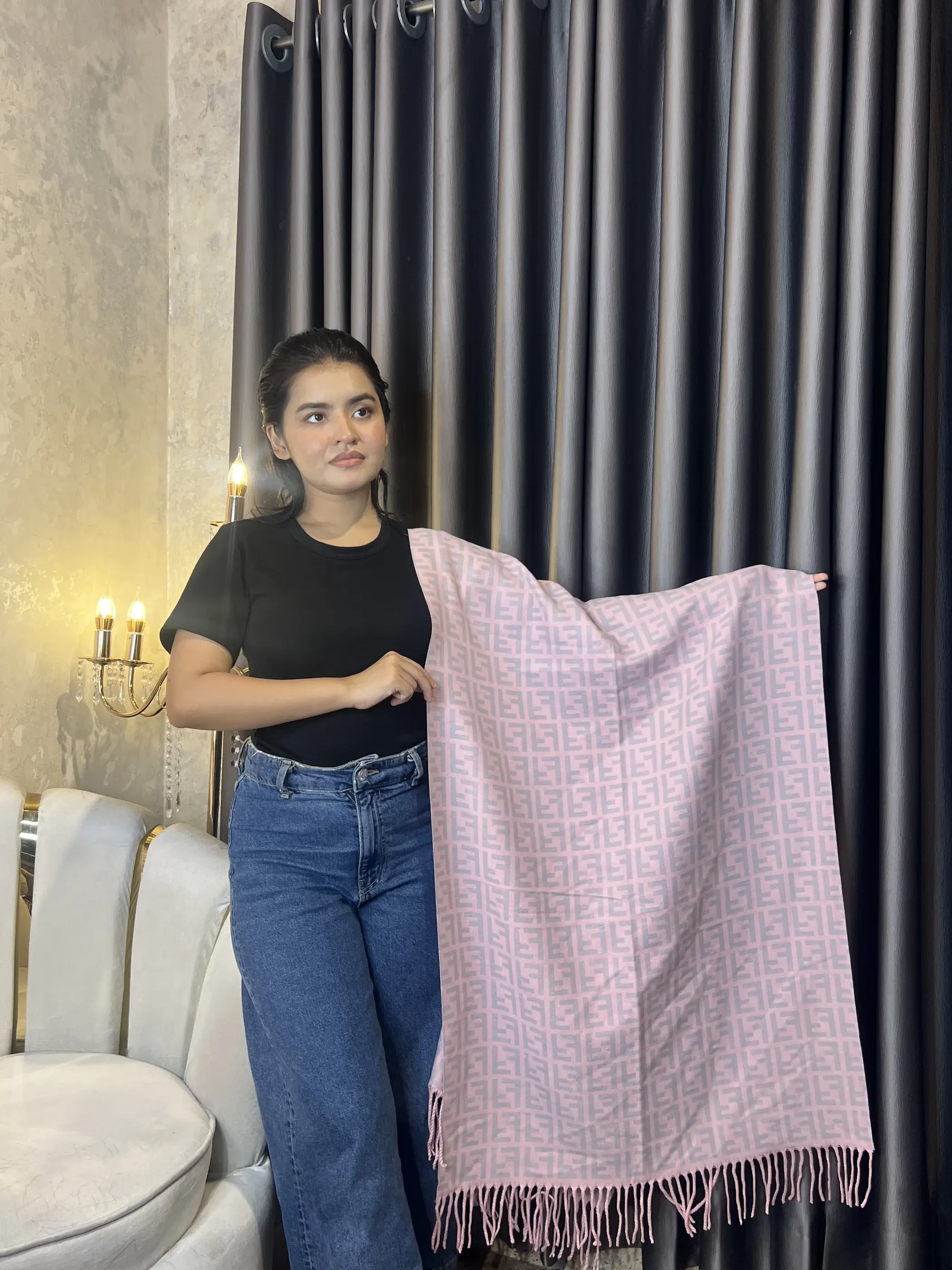 Winter Premium Shawl - FND-003 (Pink)