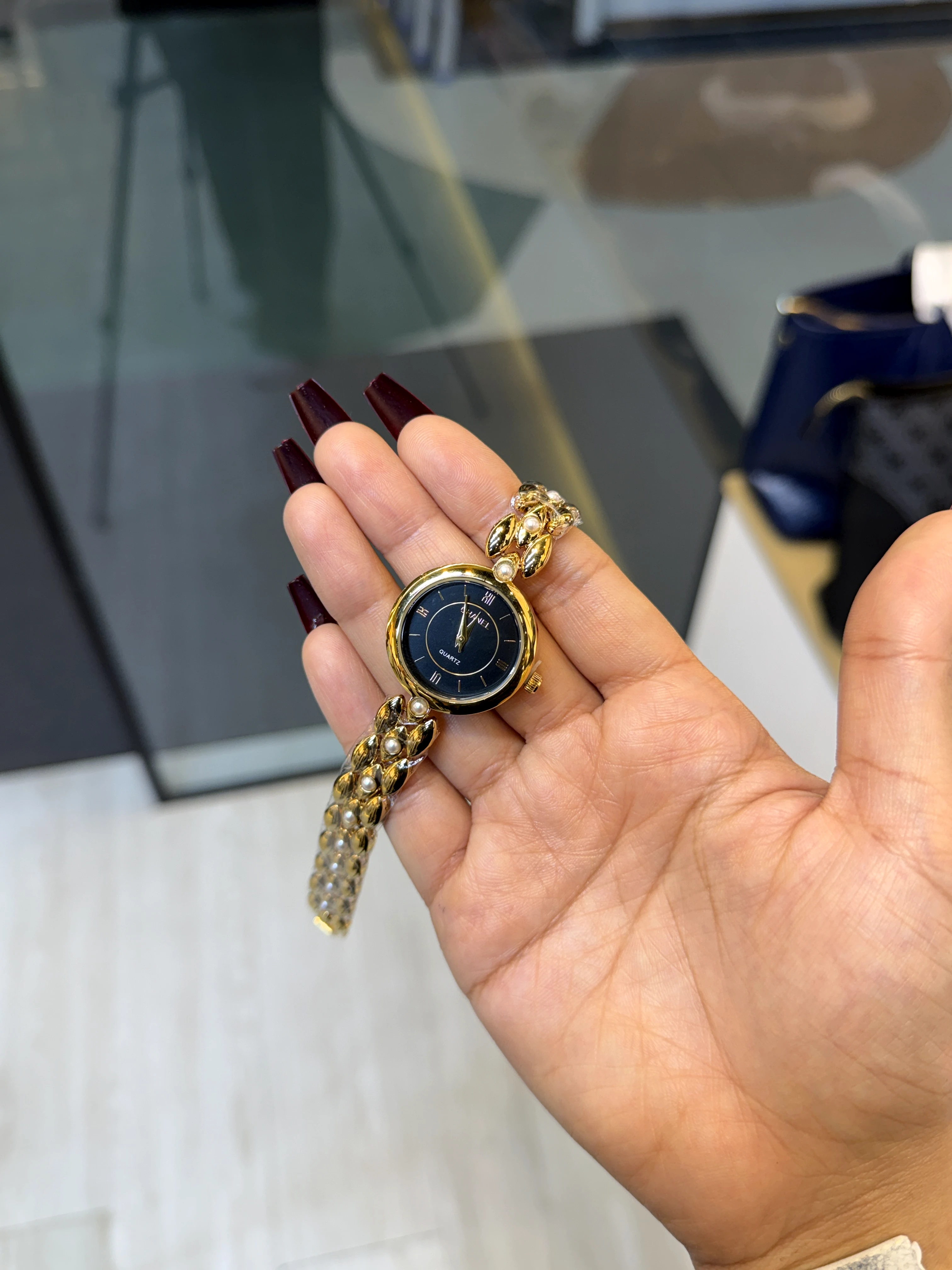 Premium Stainless Steel Watch CHN-002 (Black/Gold)