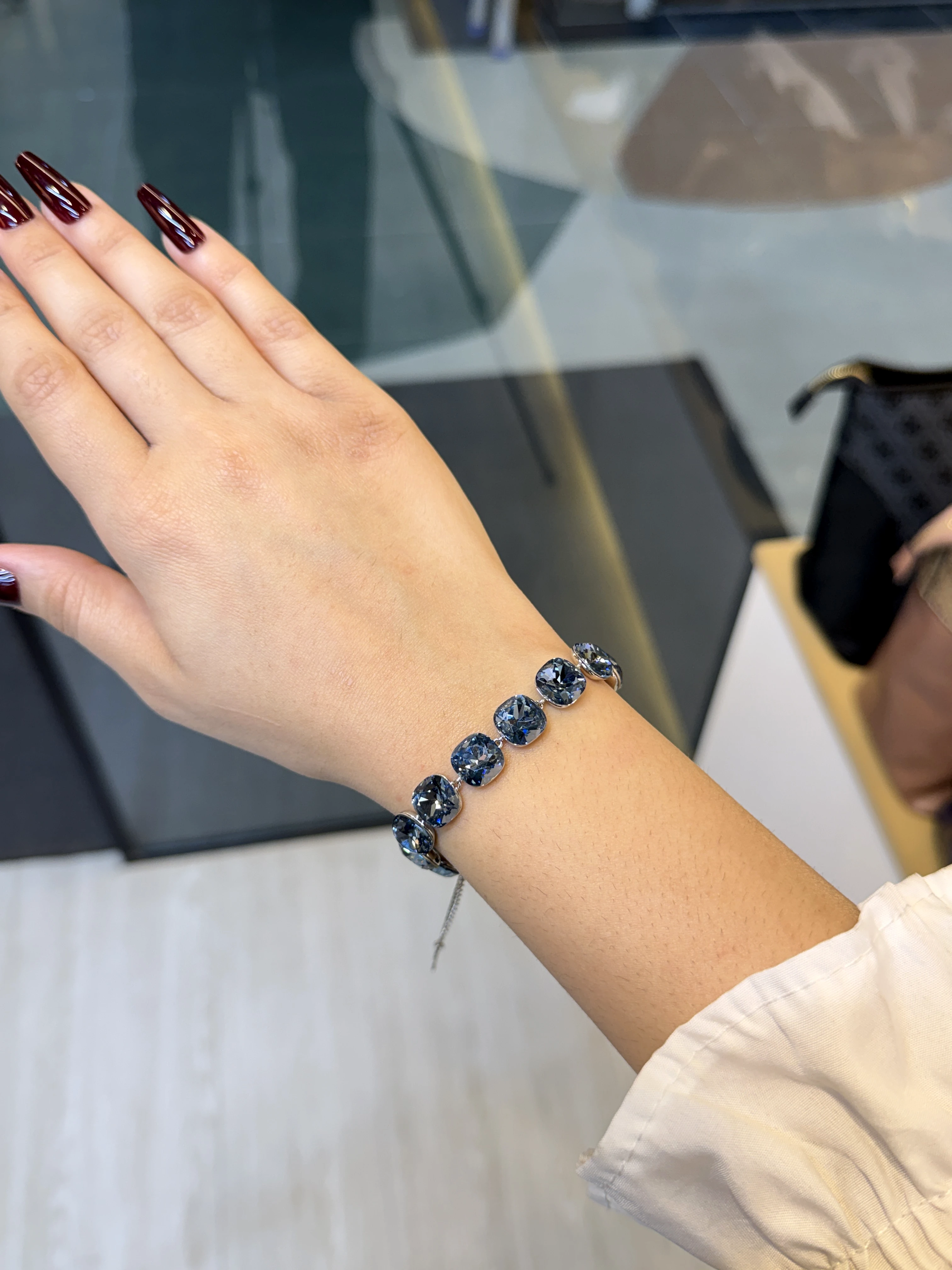Exclusive Zircon Stone Bracelet - 9212933K002 (Peacock Blue)