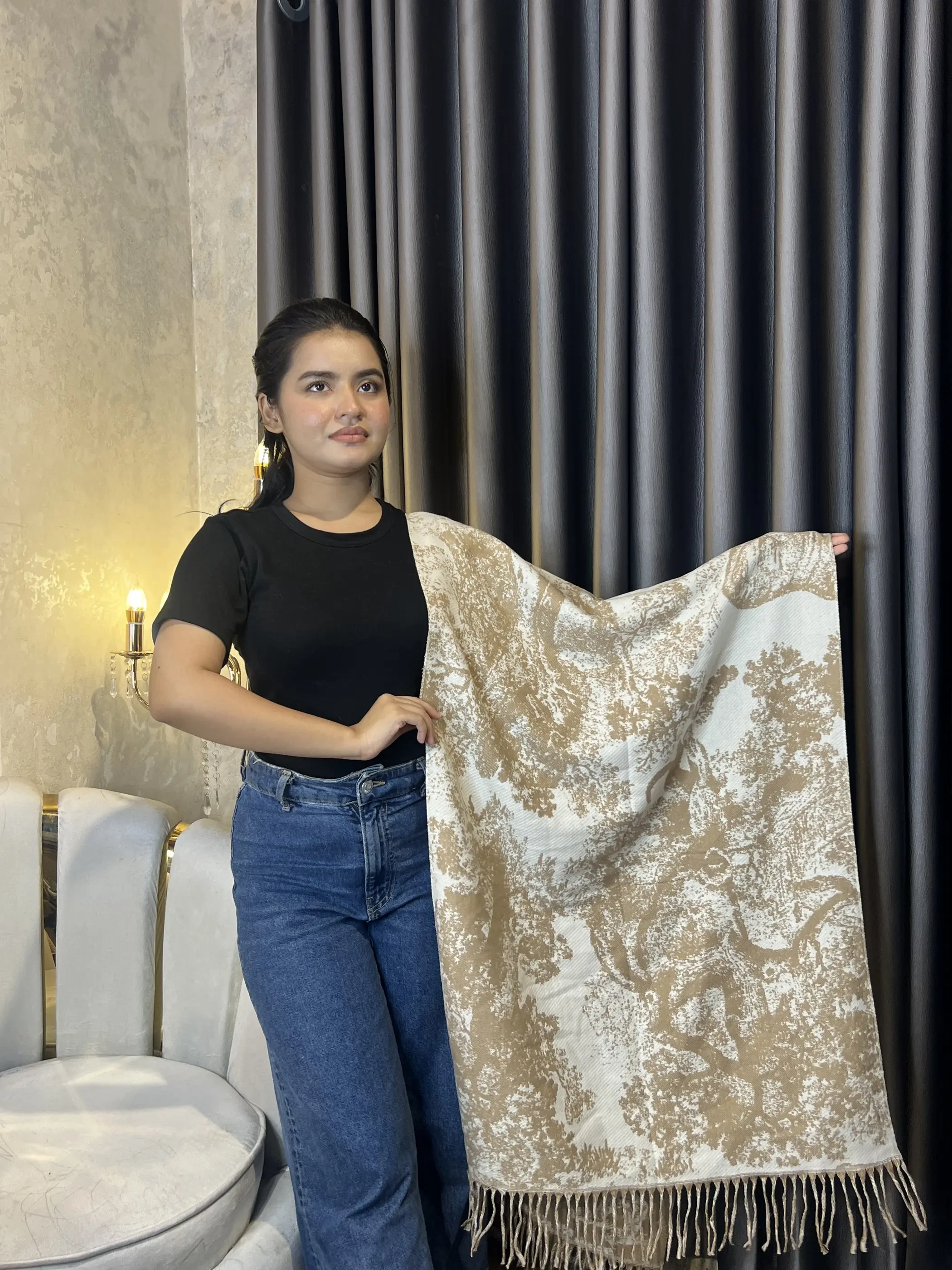 Winter Premium Shawl - CDR-004 (Beige)